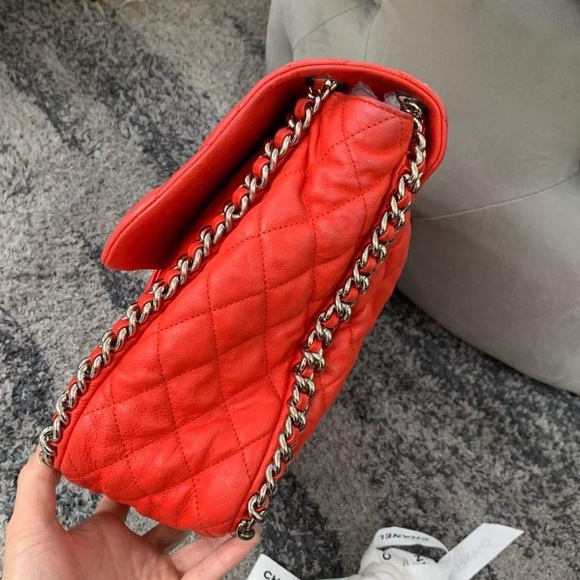 💓Sold💓Chanel tote with chain around - Picture 6 of 16